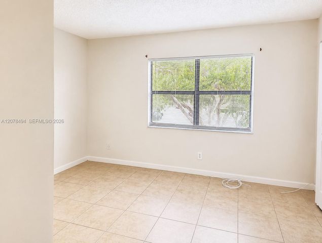 3396 Foxcroft Road 316, Miramar, FL 33025