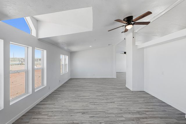 64 San Francisco Avenue, Los Lunas, NM 87031