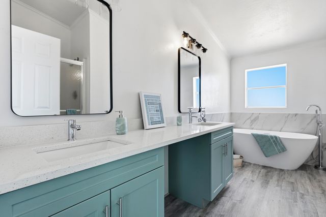 64 San Francisco Avenue, Los Lunas, NM 87031