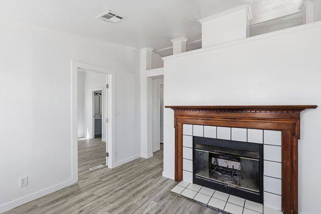 64 San Francisco Avenue, Los Lunas, NM 87031