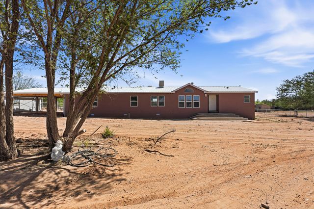 64 San Francisco Avenue, Los Lunas, NM 87031