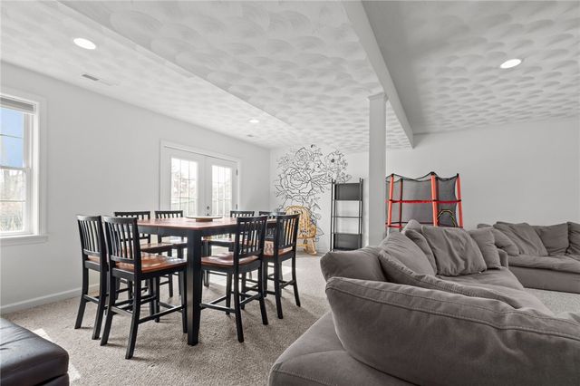 86 Bethel Street, Warwick, RI 02889