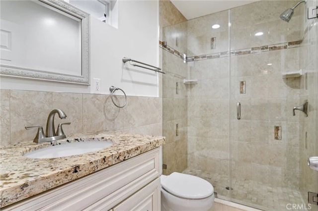 156 S Edinburgh Avenue, Los Angeles, CA 90048