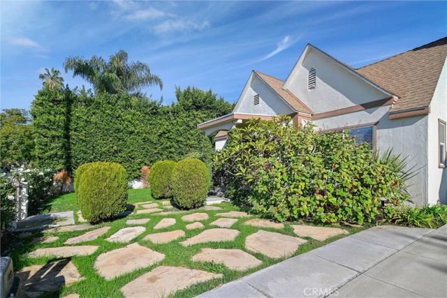 156 S Edinburgh Avenue, Los Angeles, CA 90048