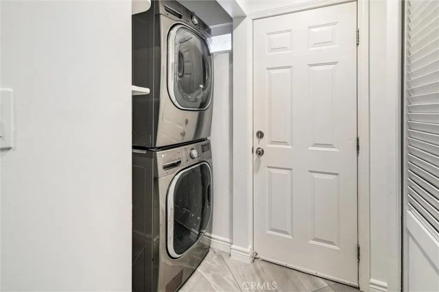 156 S Edinburgh Avenue, Los Angeles, CA 90048
