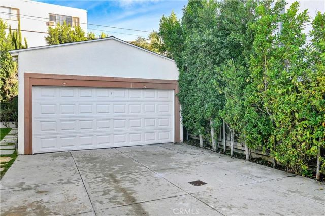 156 S Edinburgh Avenue, Los Angeles, CA 90048