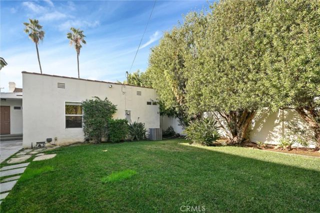 156 S Edinburgh Avenue, Los Angeles, CA 90048