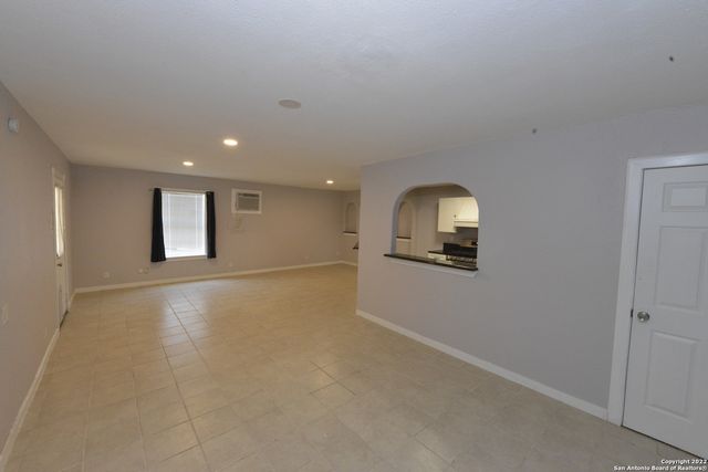 302 Artemis, San Antonio, TX 78218