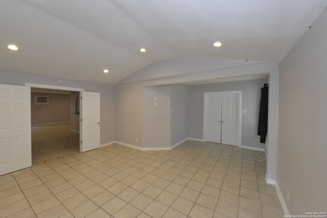 302 Artemis, San Antonio, TX 78218