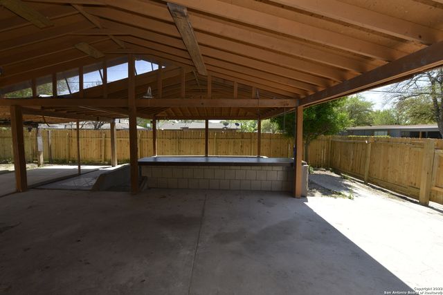 302 Artemis, San Antonio, TX 78218