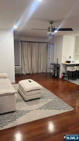 584 Anderson Avenue 2C, Cliffside Park, NJ 07010