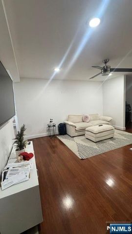 584 Anderson Avenue 2C, Cliffside Park, NJ 07010