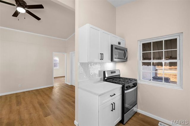 515 Crestvale Drive, Rock Hill, MO 63119