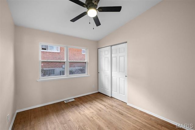 515 Crestvale Drive, Rock Hill, MO 63119