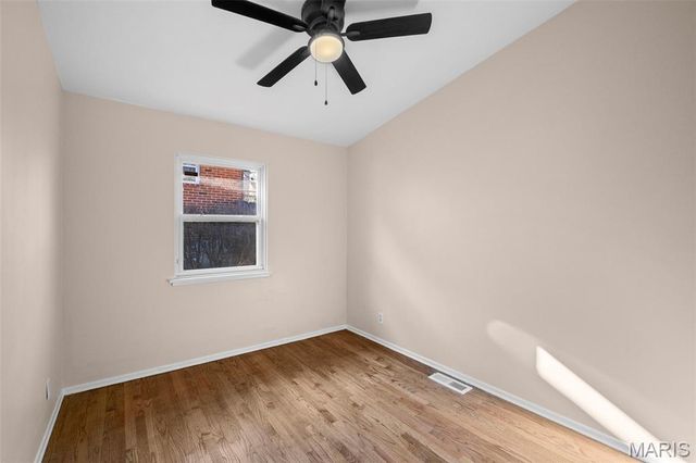 515 Crestvale Drive, Rock Hill, MO 63119