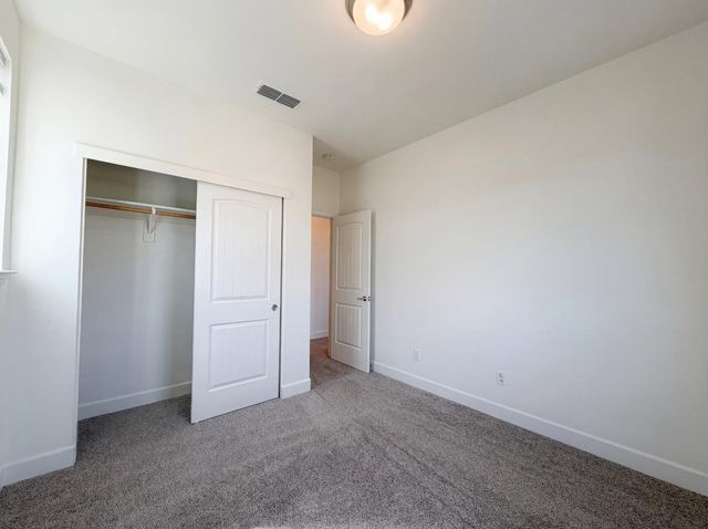 8778 Encore Way, Elk Grove, CA 95757