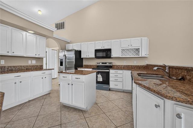 8044 San Carlos BLVD, Fort Myers, FL 33967