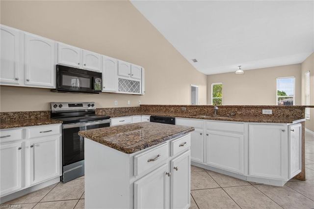 8044 San Carlos BLVD, Fort Myers, FL 33967
