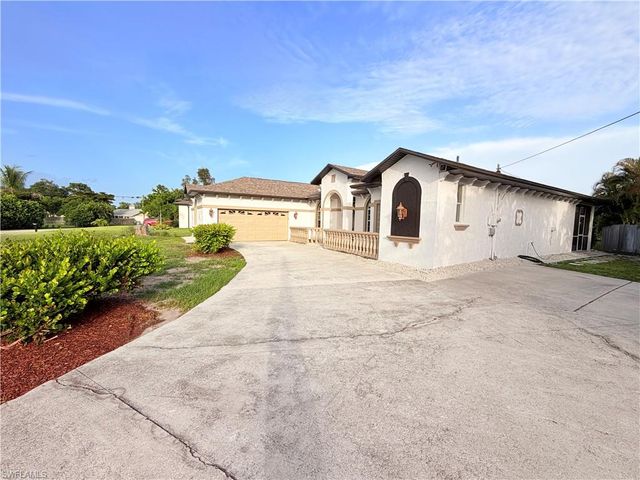 8044 San Carlos BLVD, Fort Myers, FL 33967