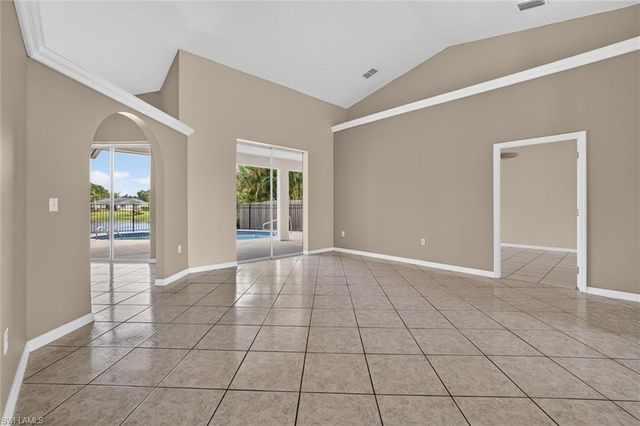 8044 San Carlos BLVD, Fort Myers, FL 33967