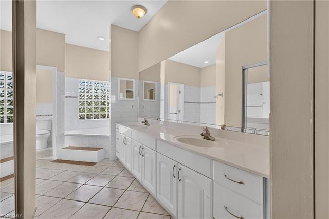 8044 San Carlos BLVD, Fort Myers, FL 33967