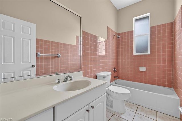 8044 San Carlos BLVD, Fort Myers, FL 33967