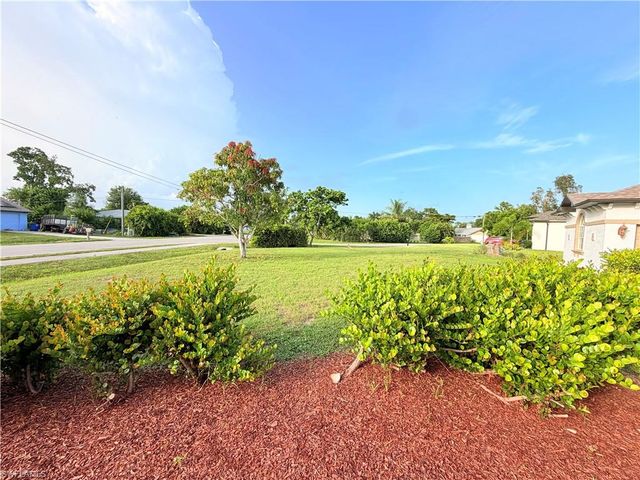 8044 San Carlos BLVD, Fort Myers, FL 33967