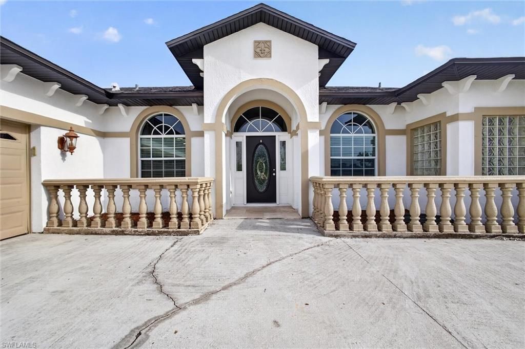 8044 San Carlos BLVD, Fort Myers, FL 33967