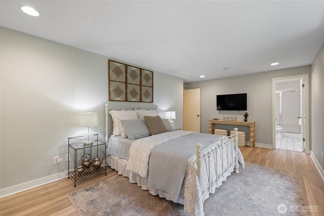 11927 Nyanza Road SW, Lakewood, WA 98499