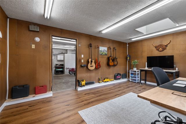 11927 Nyanza Road SW, Lakewood, WA 98499