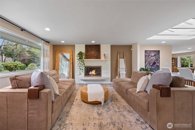 11927 Nyanza Road SW, Lakewood, WA 98499