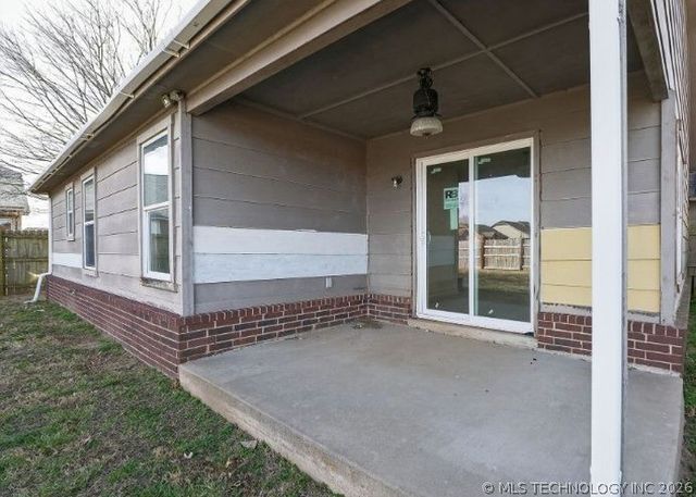 5005 N 34th Street, Broken Arrow, OK 74014