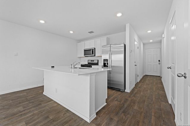 5935 Celestite Bend, San Antonio, TX 78222