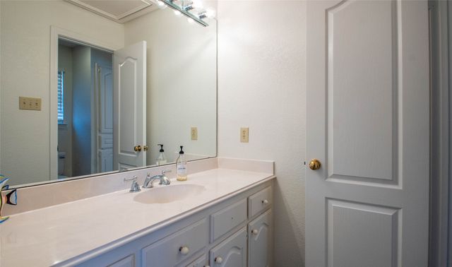 6332 Woodway Lane, Plano, TX 75093