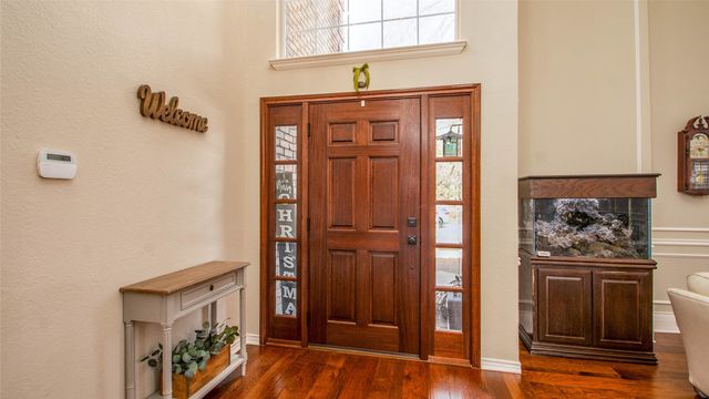 6332 Woodway Lane, Plano, TX 75093