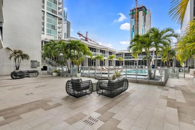 1100 Biscayne Blvd 4907, Miami, FL 33132