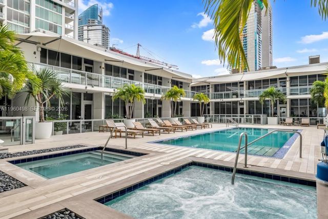 1100 Biscayne Blvd 4907, Miami, FL 33132