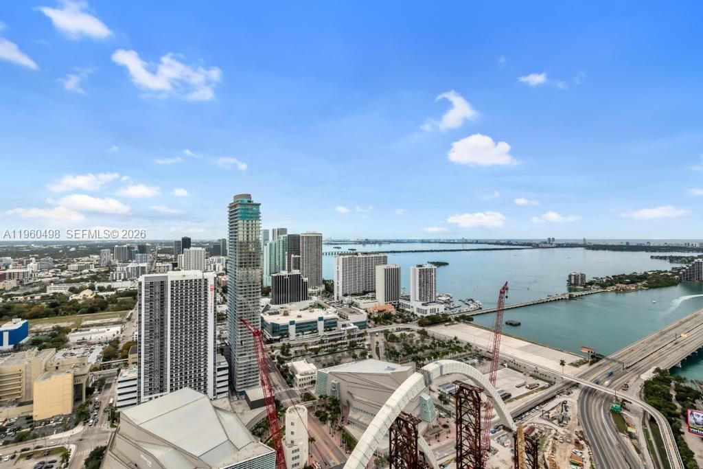 1100 Biscayne Blvd 4907, Miami, FL 33132