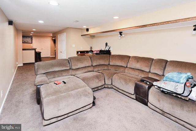 2406 BERRY THICKET CT, Waldorf, MD 20603
