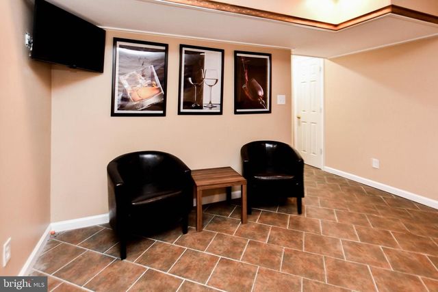 2406 BERRY THICKET CT, Waldorf, MD 20603