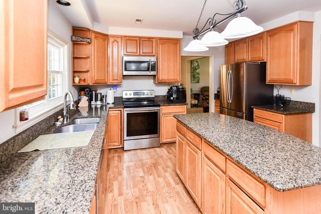 2406 BERRY THICKET CT, Waldorf, MD 20603