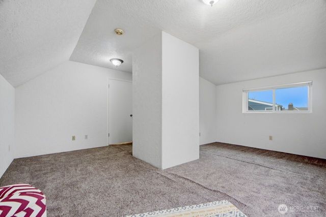 7102 N 9th Street, Tacoma, WA 98406