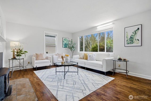 7102 N 9th Street, Tacoma, WA 98406