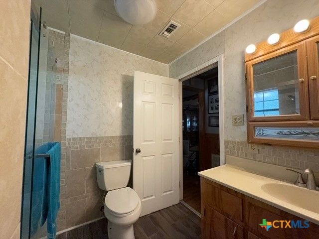 314 Charlotte Drive, Port Lavaca, TX 77979