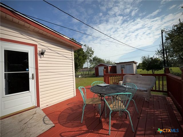 314 Charlotte Drive, Port Lavaca, TX 77979
