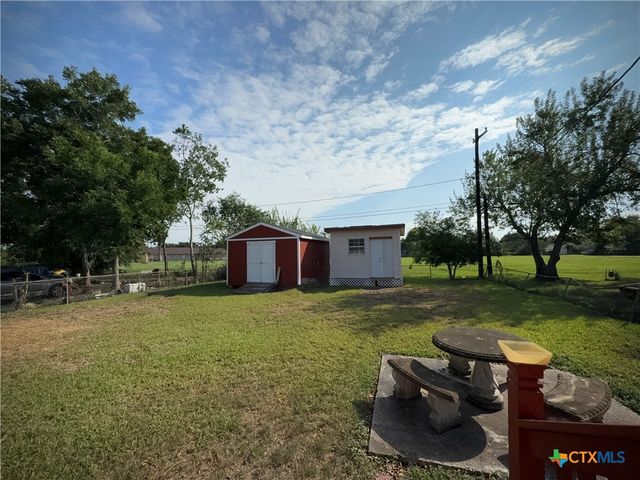 314 Charlotte Drive, Port Lavaca, TX 77979