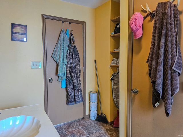 501 Lincoln Avenue, Cannelton, IN 47520