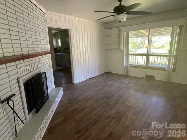 7125 Pence Road, Charlotte, NC 28215