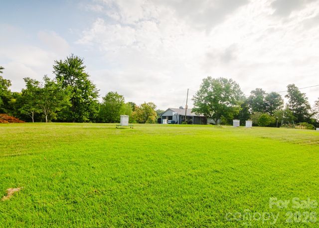 3620 Morehead Road, Charlotte, NC 28262