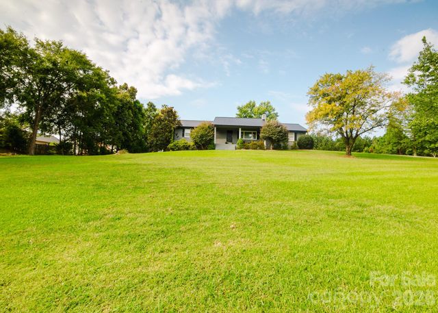 3620 Morehead Road, Charlotte, NC 28262